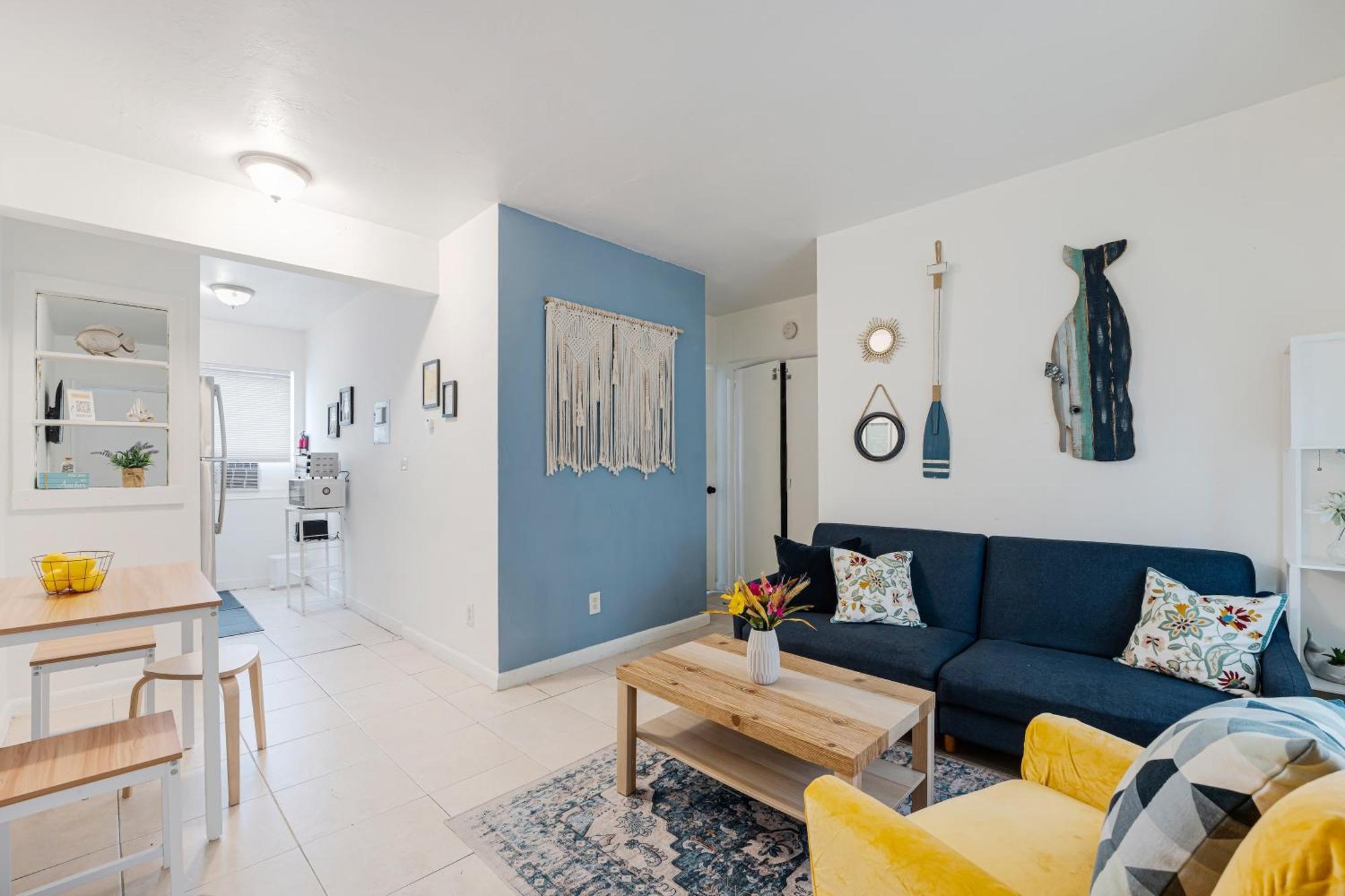 Serene 1br With Tropical Charm Near Brickell * Miami